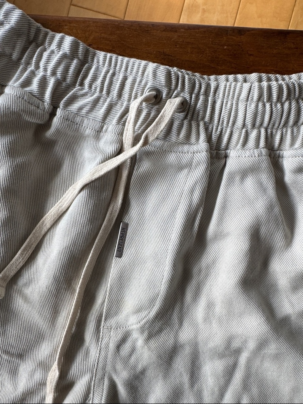 REPRESENT Shorts - Picture 3 of 8